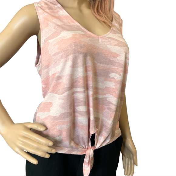 NWT Lucky Brand Women Tie Front Top MSRP $49.50 Pink Camo Médium - Picture 9 of 11